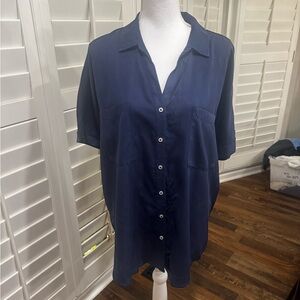 Lou & Grey Navy Blue Casual Button Down Shirt